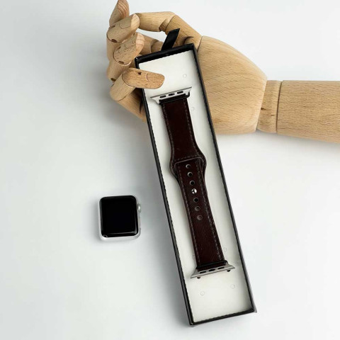 Кожаный ремешок Leather Rivet Clasp для Apple Watch 38/40/41mm Brown Кожаный ремешок Leather Rivet Clasp для Apple Watch 38/40/41mm Brown